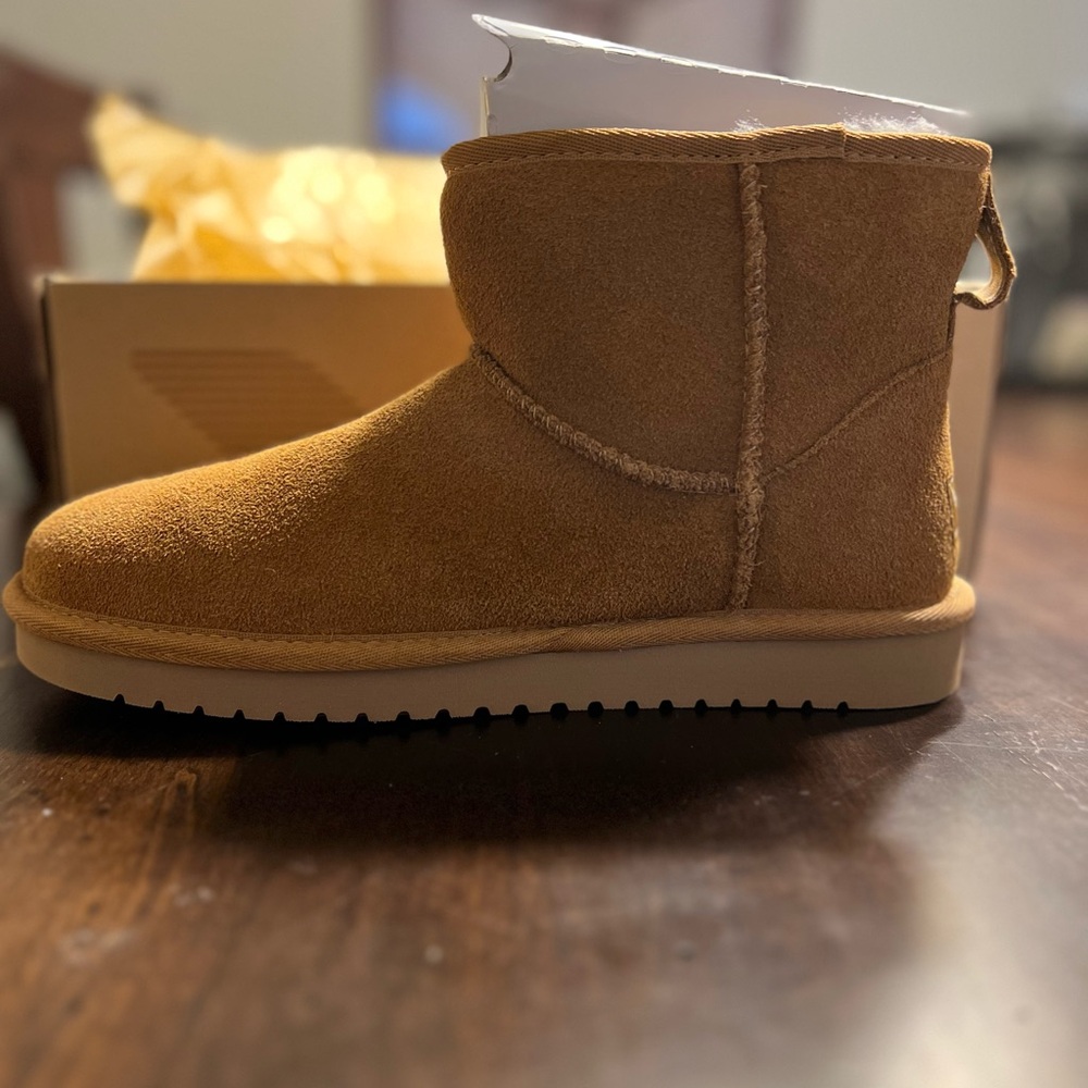 Koolaburra Chestnut Mini Boots - Picture 2 of 5
